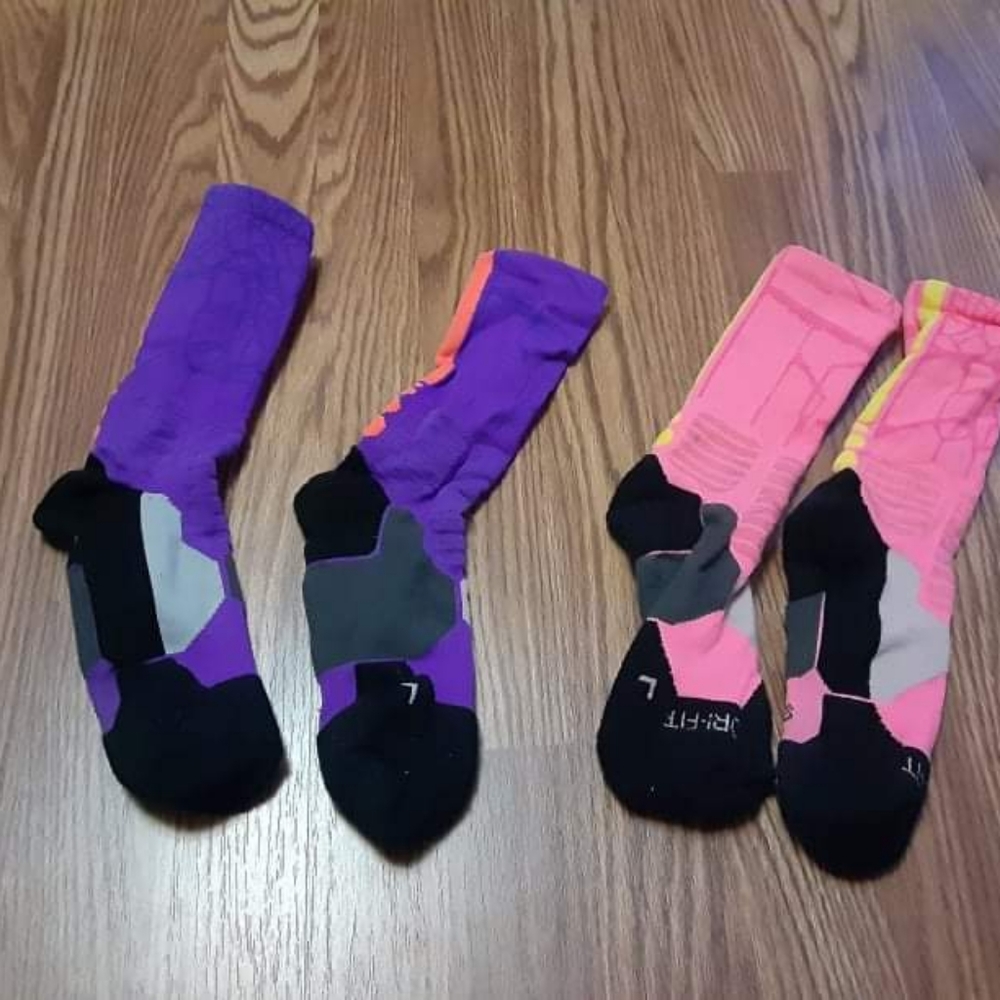 🎄$8or5/$20🎄lot of two pairs of dri fit socks